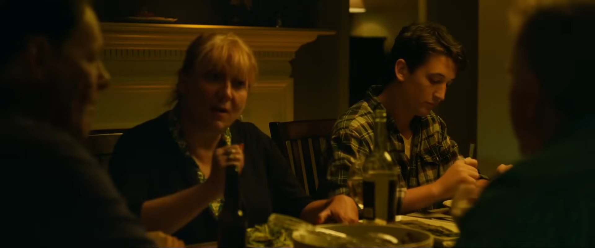  Family Dinner Scene