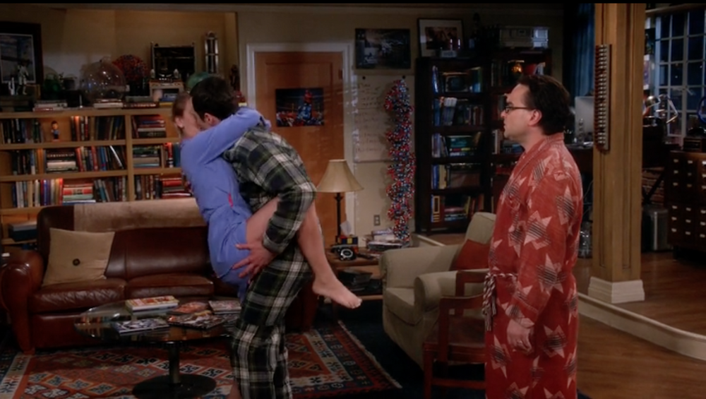 Penny & Sheldon Kiss